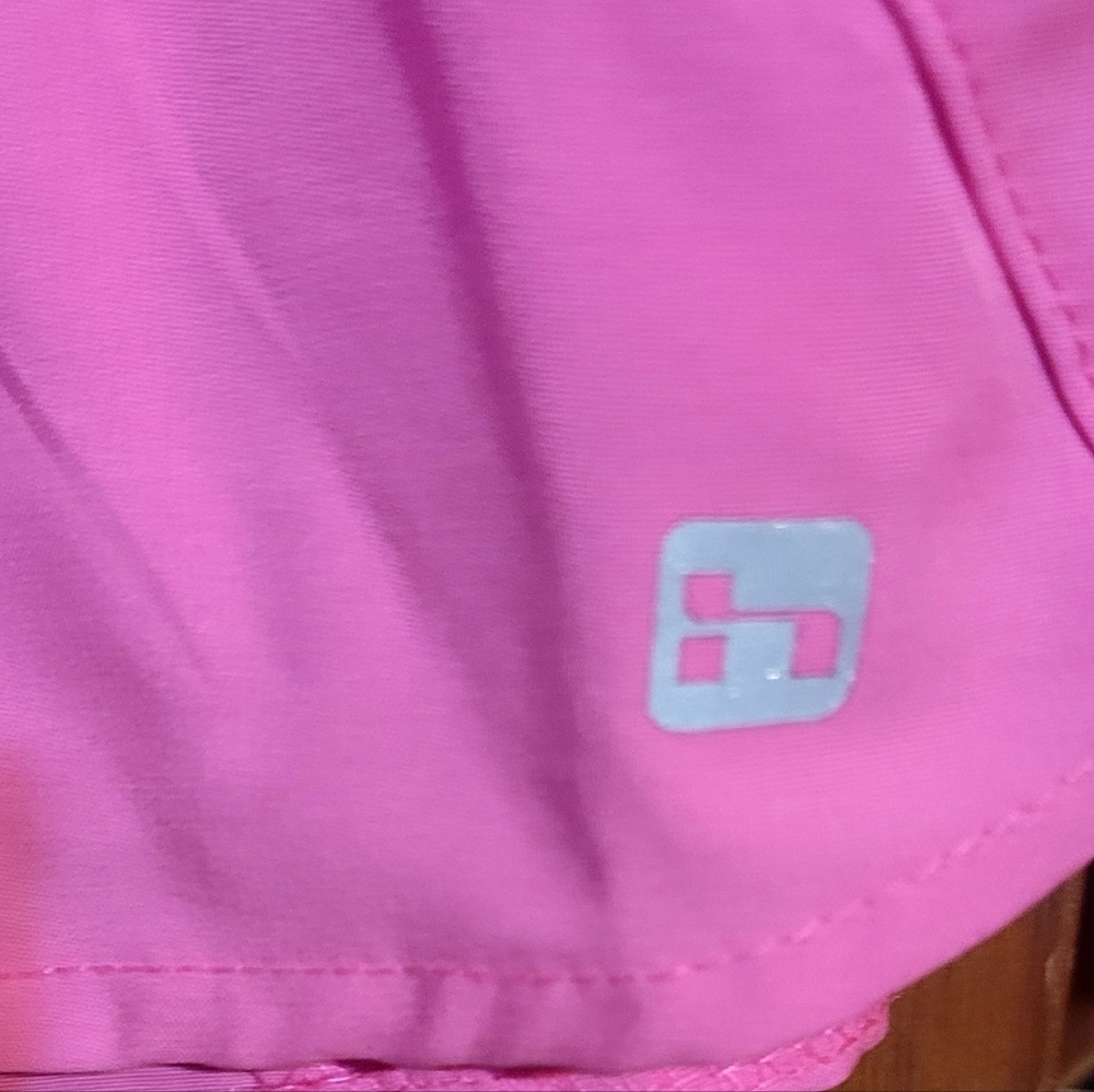 Hind Hot Pink Women's Athletic Skort. Size M. RUNS SMALL. - Picture 2 of 7